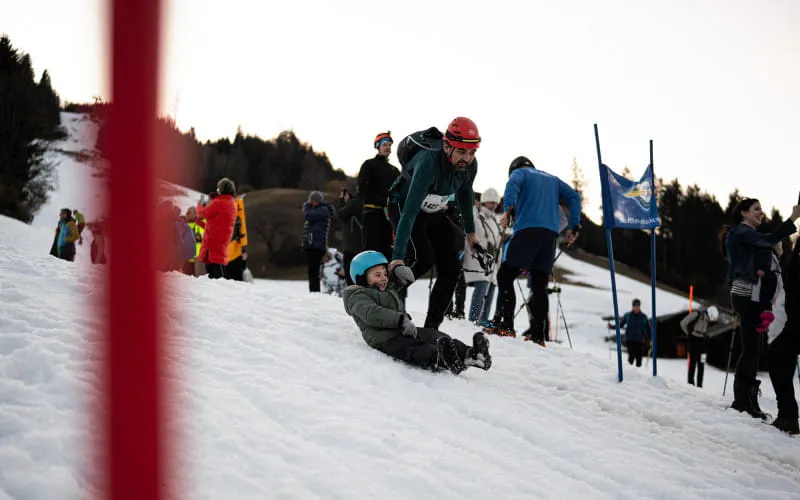 lowres_vertical_up_2026_02_28_c_peakpixelcafe_219.jpg