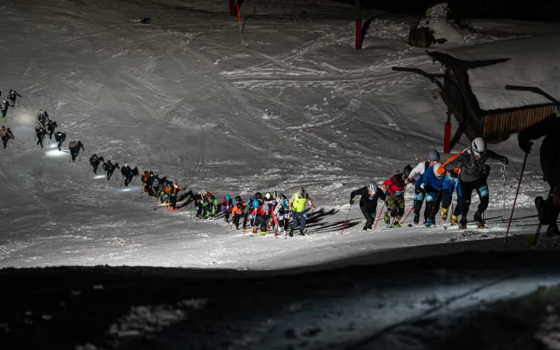 lowres_vertical_up_2026_02_28_c_peakpixelcafe_471.jpg