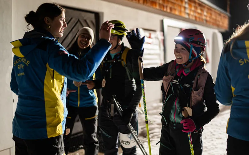 lowres_vertical_up_2026_02_28_c_peakpixelcafe_548.jpg
